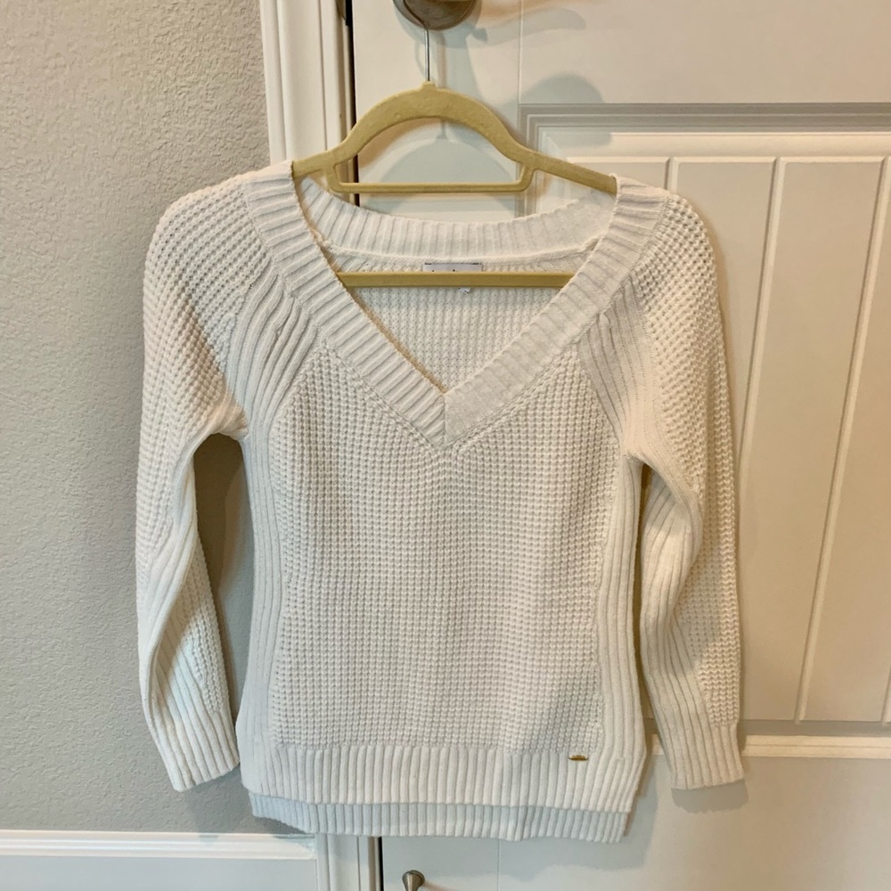 Bebe White V-Neck Sweater - Size XS - Pre-Loved
